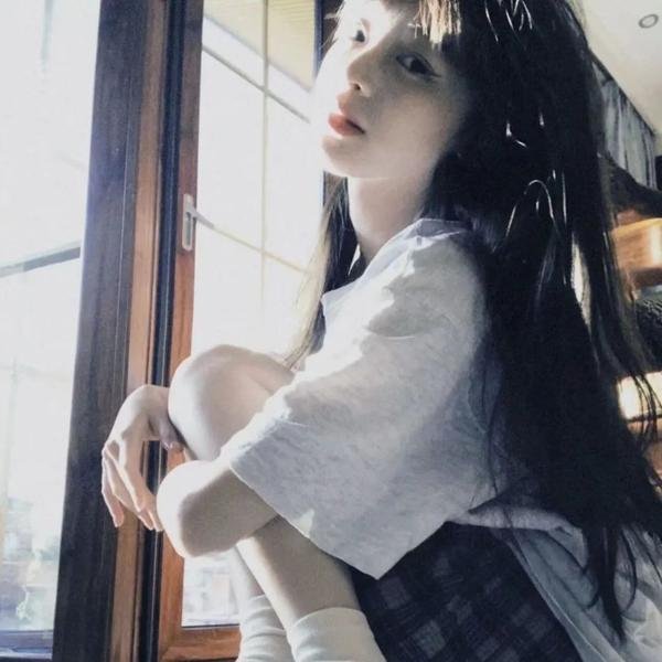 岁岁青莲